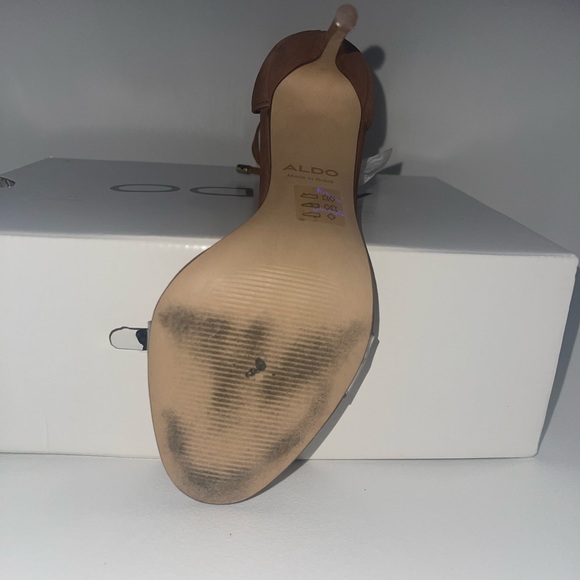 Aldo Heels for SALE - Picture 5 of 8